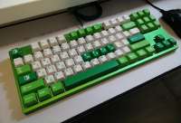 640x437